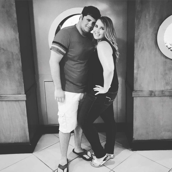 Meet your Posher, Malerie - Picture 2 of 4